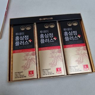 서울약사신협_투데이홍삼정플러스스틱_10g x 30포 — 5점을 준 리뷰어가 2021년 6월 올린 사용 사진