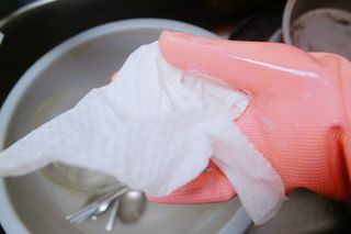 부직포나라 중금속유해물질ZERO 뜯어쓰는 주방 일회용수세미 60매 2매 — 5점을 준 리뷰어가 2022년 9월 올린 사용 사진