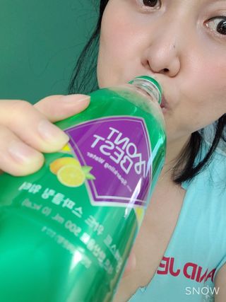 몽베스트 Montbest with Sparkling water Lemon OR Lime 20병(랜덤) — 5점을 준 리뷰어가 2021년 10월 올린 사용 사진