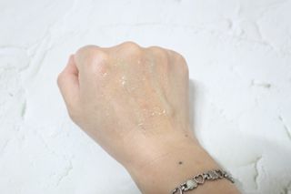라비오라 레몬 허니 브라이트닝 워시오프 팩 100g — 5점을 준 리뷰어가 2022년 7월 올린 사용 사진