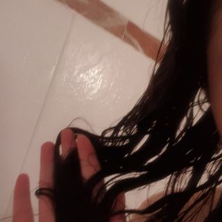 블룸비 거품 두피 샴푸 — 5점을 준 리뷰어가 2022년 7월 올린 사용 사진