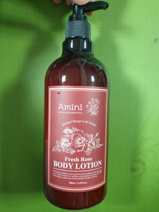 아미니 플라워테라피 바디로션  500ml 시리즈 — 5점을 준 리뷰어가 2021년 1월 올린 사용 사진