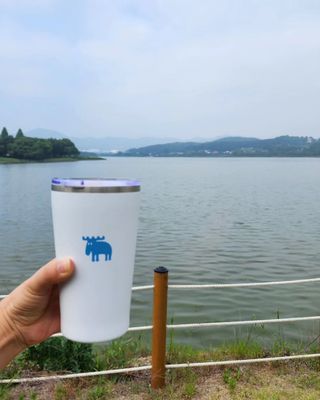 MOZsweden(모즈스웨덴) 세라믹 코팅 이중진공 스텐 텀블러 — 5점을 준 리뷰어가 2024년 6월 올린 사용 사진