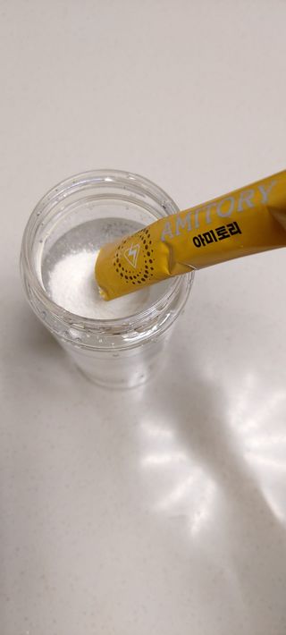 주식회사 씨크릿비에프랩 마시는 아미노산 아미토리 열대과일맛 14포 [1포, 5g / 보틀증정] — 4점을 준 리뷰어가 2022년 12월 올린 사용 사진