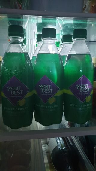 몽베스트 Montbest with Sparkling water Lemon OR Lime 20병(랜덤) — 4점을 준 리뷰어가 2021년 10월 올린 사용 사진