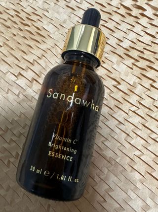 스킨큐어 산다화 비타민c 화이트닝 에센스 30ml — 5점을 준 리뷰어가 2023년 9월 올린 사용 사진