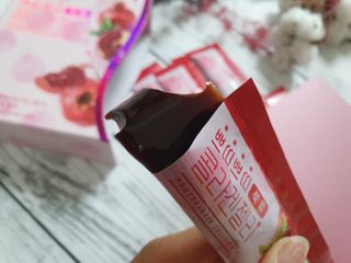 헬스업_쁘띠쁘띠석류콜라겐젤리_20g x 14포 — 5점을 준 리뷰어가 2021년 3월 올린 사용 사진