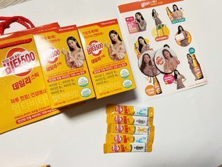 광동생활건강 [광동] 비타500데일리스틱 크리스마스 에디션 60포+20포 추가 증정&쇼핑백+스티커 gift — 5점을 준 리뷰어가 2021년 12월 올린 사용 사진
