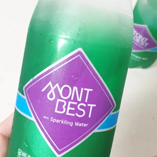 몽베스트 Montbest with Sparkling water Plain 20병 — 5점을 준 리뷰어가 2022년 8월 올린 사용 사진