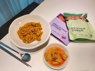 [푸딩팩토리] 요잇조잇 닭갈비 닭가슴살/김치 닭가슴살 곤약볶음밥 2종 (김치볶음밥 2개 닭갈비 볶음밥 1개) — 4점을 준 리뷰어가 2022년 7월 올린 사용 사진
