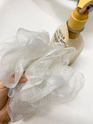 벨먼 내추럴스파 수분광채 스크럽 바디워시 600ml 5종 — 5점을 준 리뷰어가 2022년 5월 올린 사용 사진