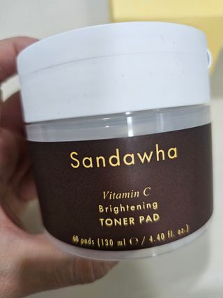 산다화 비타민씨 화이트닝 토너 패드 — 5점을 준 리뷰어가 2023년 9월 올린 사용 사진