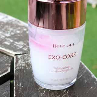 나우 [리브엠] 123억개 엑소좀으로 채운 눈부신 광채, 엑소코어 화이트닝 텐션 앰플 — 5점을 준 리뷰어가 2023년 11월 올린 사용 사진