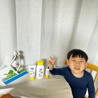포멀비 키즈 더마베리어 아토 세트(크림 120ml+워시 300ml+스틱밤 18g) — 4점을 준 리뷰어가 2023년 11월 올린 사용 사진