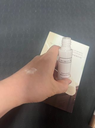 더사가오브수 [사가수] 효혜윤 보태니컬 에너지 에센스인로션 20ml /아이포올 스틱 3g — 5점을 준 리뷰어가 2023년 2월 올린 사용 사진
