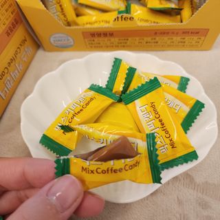 (주) 피치코리아 믹스커피캔디76g x2개입 — 5점을 준 리뷰어가 2022년 11월 올린 사용 사진