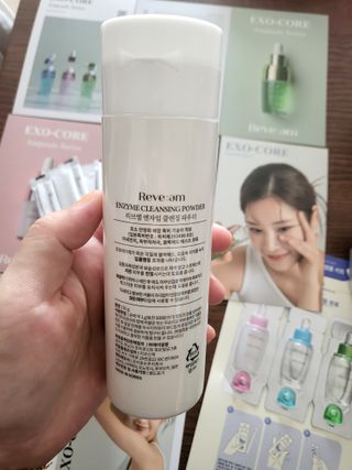 나우 [리브엠] 화해 1등 클렌징 파우더! 모공&피지 말끔순삭 — 5점을 준 리뷰어가 2023년 7월 올린 사용 사진