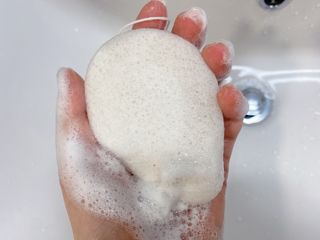 오투에니원 화이트 스완 퍼펙트 폼 클렌징 150g 퍼프증정 — 리뷰어가 2023년 1월 올린 사용 사진