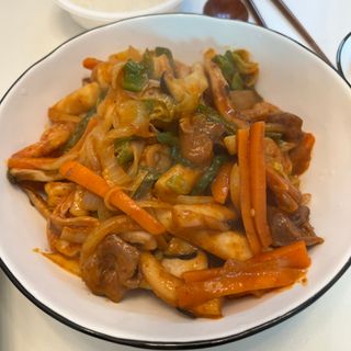 화끈한녀석들 새오똥400g 새우,오징어,똥집 볶음요리 소스,밀떡, 참기름 포함 — 4.5점을 준 리뷰어가 2022년 12월 올린 사용 사진