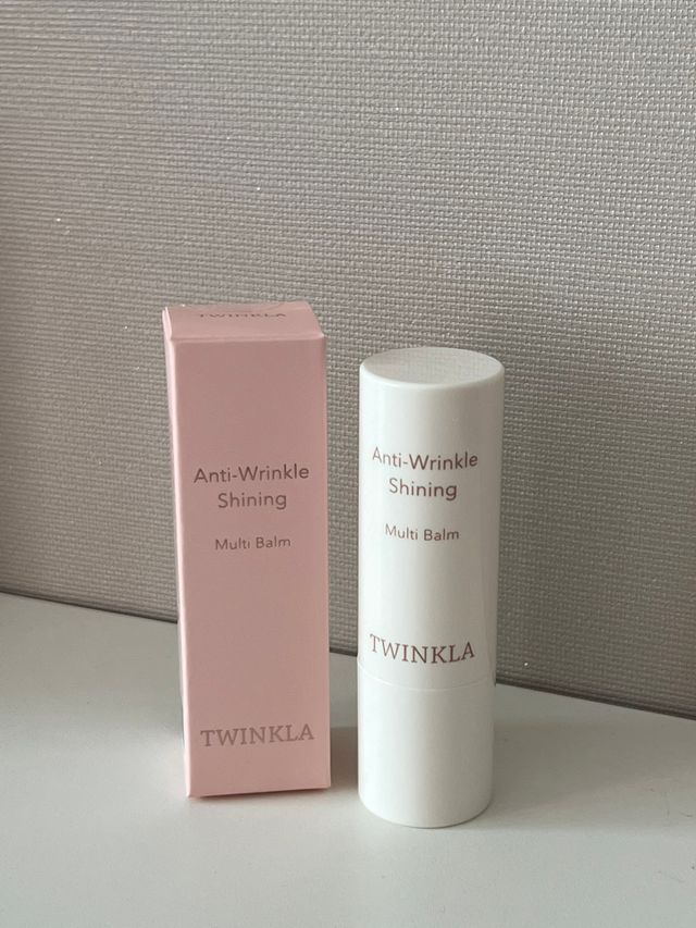 트윙클라 안티링클 샤이닝 멀티밤 리뷰 사진