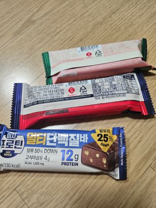 이지프로틴바 3종x각 2ea (고단백질바, 멀티단백질바, 식물성단백질바) — 5점을 준 리뷰어가 2024년 3월 올린 사용 사진