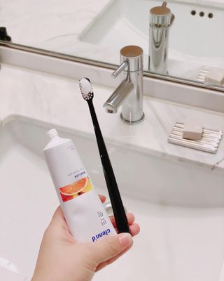 주식회사 클린디 [클린디] 고기능성 칫솔 세트_기능모/탄력모/미세모/초극세모 — 5점을 준 리뷰어가 2022년 3월 올린 사용 사진