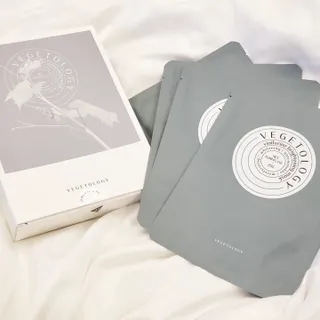 베지톨로지 비니페린 브라이트닝 마스크 (10매입) — 5점을 준 리뷰어가 2022년 8월 올린 사용 사진