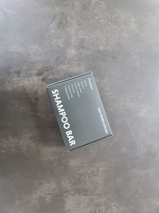 free [아토르] 9종 임상완료 아토르 다름 샴푸바_블랙  프리미엄 두피 케어 샴푸바 — 5점을 준 리뷰어가 2023년 11월 올린 사용 사진