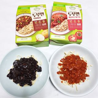 [풀무원] 식물성 저당질식 세트, 두부면 매콤라구파스타와 두부면 직화짜장 — 5점을 준 리뷰어가 2021년 3월 올린 사용 사진