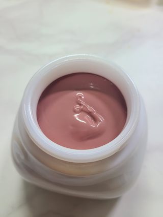 오오하와이 버즈 플러스 로지스 로즈 쿼츠 하이드레이팅 플러스 퍼밍 마스크 150g — 5점을 준 리뷰어가 2021년 2월 올린 사용 사진