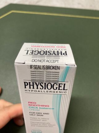 피지오겔 레드수딩 시카밸런스 크림 50ml — 5점을 준 리뷰어가 2022년 4월 올린 사용 사진