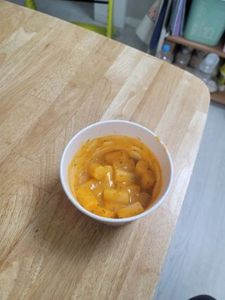 나우  [요리궁리] B타입 ( 매콤, 치즈, 매콤까르보 ) 꽃떡볶이 6개입 세트 — 5점을 준 리뷰어가 2025년 3월 올린 사용 사진