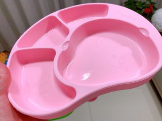 유비맘 캐릭터 실리콘 흡착 식판_색상 랜덤발송 — 4점을 준 리뷰어가 2021년 1월 올린 사용 사진