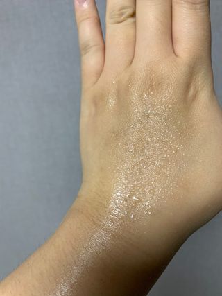 닥터리진 퍼퓸드 옐로우 오일 미스트 앰플 [페이스앤바디] 레귤러 — 5점을 준 리뷰어가 2022년 11월 올린 사용 사진