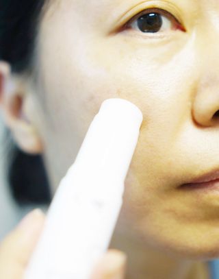 작심연구소 죽어가는 피부를 구원해줄 피부환생 메디 구원 스틱(MEDI 9-ONE STICK) — 5점을 준 리뷰어가 2022년 8월 올린 사용 사진