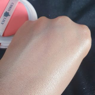 [크리스앤릴리] 내츄럴 글로우 97쿠션 — 5점을 준 리뷰어가 2022년 9월 올린 사용 사진