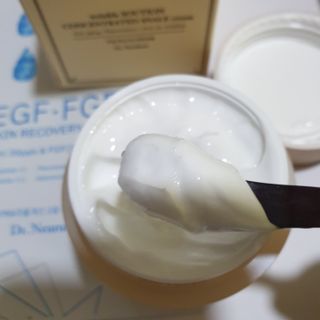 Dr.느루벗 느루벗 링클 솔루션 콘센트레이트 스네일 탄력 달팽이 크림 80g — 4.5점을 준 리뷰어가 2021년 5월 올린 사용 사진