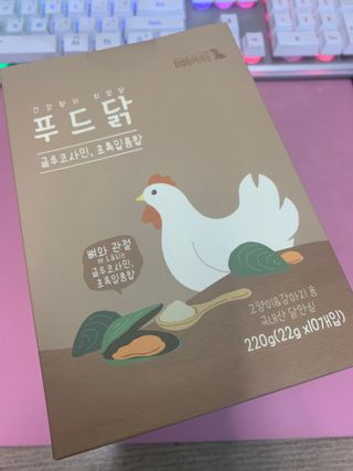 도그퓨어 푸드닭 강아지 닭고기 통살 애견간식 오리지널/차전자피/초록입홍합 — 5점을 준 리뷰어가 2021년 10월 올린 사용 사진