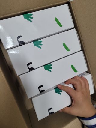 [블루 본 아이노우] 유아용 컬러마스크 40 PCS SET 2중 택 1 — 5점을 준 리뷰어가 2021년 5월 올린 사용 사진