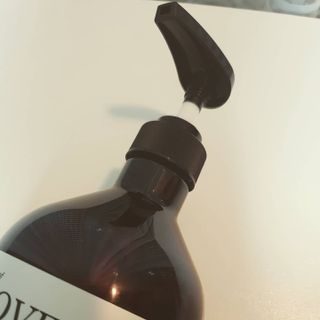 프로방스 프렌치 라벤더 샴푸 1,000ml — 5점을 준 리뷰어가 2021년 5월 올린 사용 사진