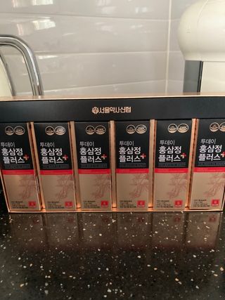서울약사신협_투데이홍삼정플러스스틱_10g x 60포 — 5점을 준 리뷰어가 2021년 6월 올린 사용 사진