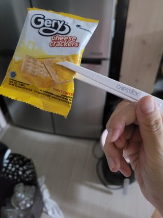 칩스틱 과자젓가락 게이밍젓가락 2ea / KC인증 식품용 — 5점을 준 리뷰어가 2021년 11월 올린 사용 사진