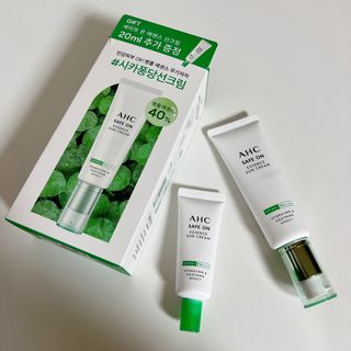 [AHC] 세이프온 에센스 선크림 올리브영 스페셜 증정 기획세트 — 5점을 준 리뷰어가 2022년 6월 올린 사용 사진