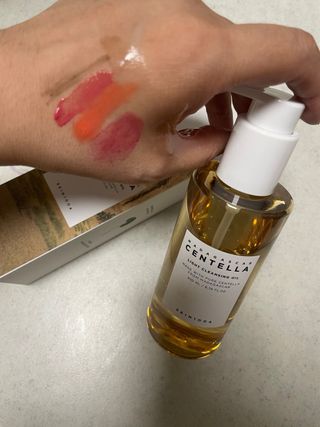 스킨1004 [SKIN1004] 마다가스카르 센텔라 라이트 클렌징 오일 200ml — 5점을 준 리뷰어가 2024년 7월 올린 사용 사진