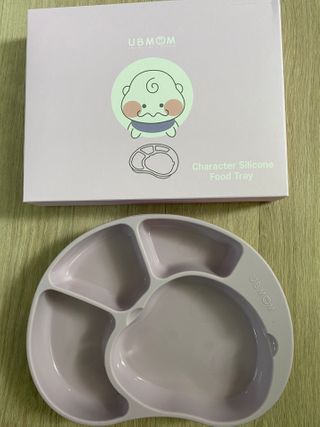 유비맘 캐릭터 실리콘 흡착 식판_색상 랜덤발송 — 5점을 준 리뷰어가 2020년 12월 올린 사용 사진