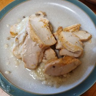 굽네몰 [굽네] 소스가 맛있는 닭가슴살 슬라이스 4종 — 5점을 준 리뷰어가 2021년 5월 올린 사용 사진