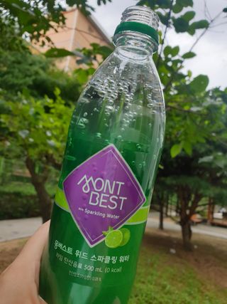 몽베스트 Montbest with Sparkling water Lime20병 — 5점을 준 리뷰어가 2022년 8월 올린 사용 사진