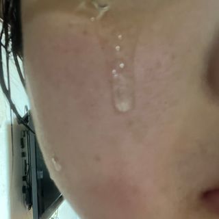 나우 [리브엠] 화해 1등 수분앰플 , 엑소코어 워터풀 텐션 앰플 — 5점을 준 리뷰어가 2025년 4월 올린 사용 사진