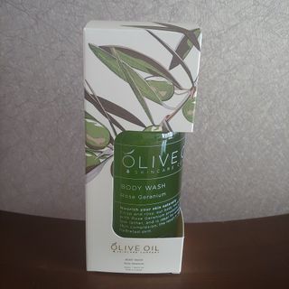 올리브 오일 스킨케어 컴퍼니 [OOSC] 향기로운 보습 로즈 제라늄 바디워시 500ml — 5점을 준 리뷰어가 2021년 4월 올린 사용 사진
