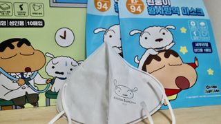 [숨그림]  덴탈마스크 짱구 우리아이 그리고 내가 쓰는 믿을수있는 케릭터 마스크  16종 — 5점을 준 리뷰어가 2021년 11월 올린 사용 사진